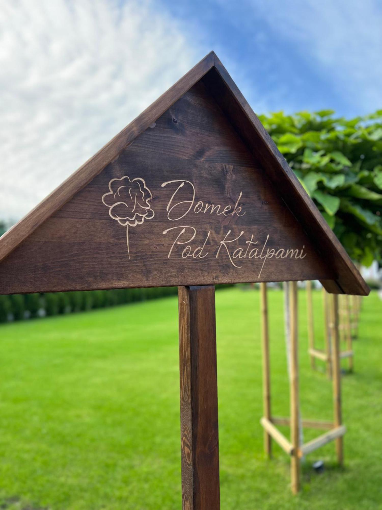 Domek Pod Katalpami Glowno 外观 照片